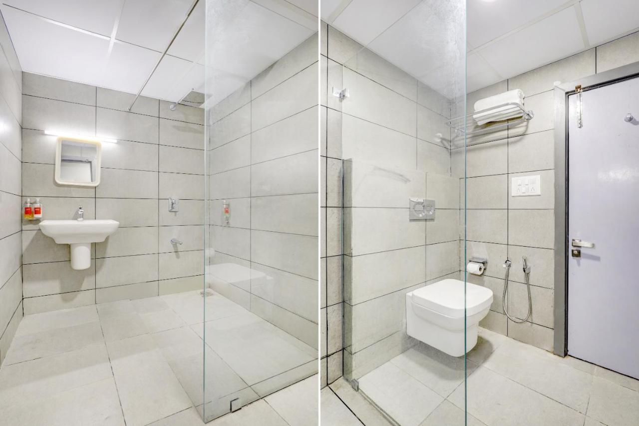 Super Townhouse Rajyash Rise Hotel Sarkhej Eksteriør billede